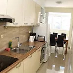 Apartman Mel *